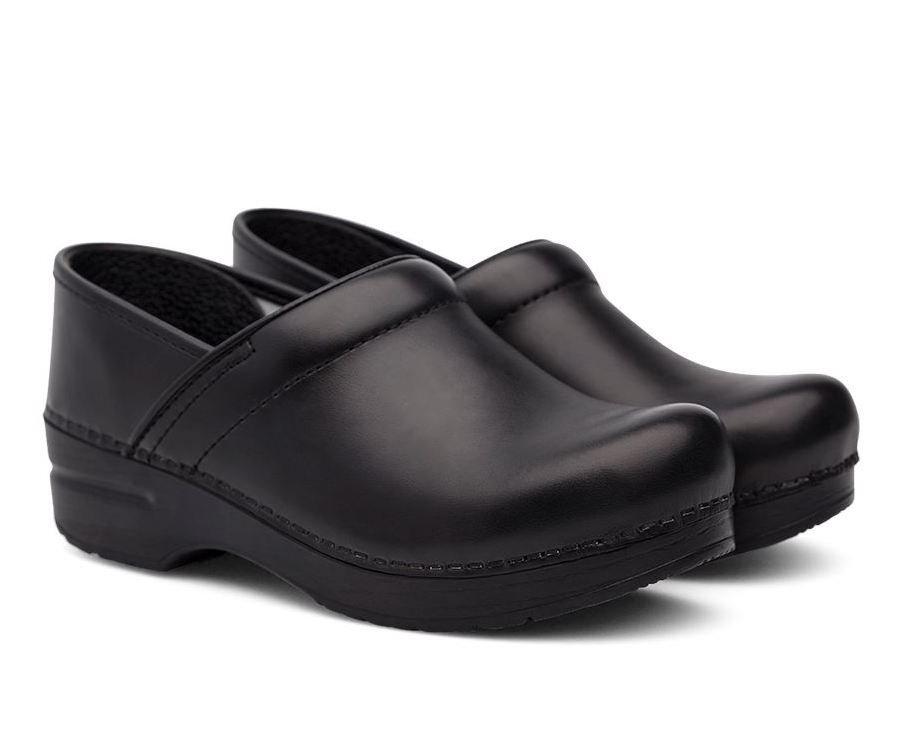 15+ Best & Comfortable Shoes for Nurses Nightingale College