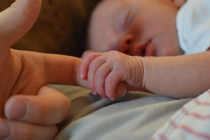 Neonatal Nurse Salaries in the US: What Is the Average Income in Each State?